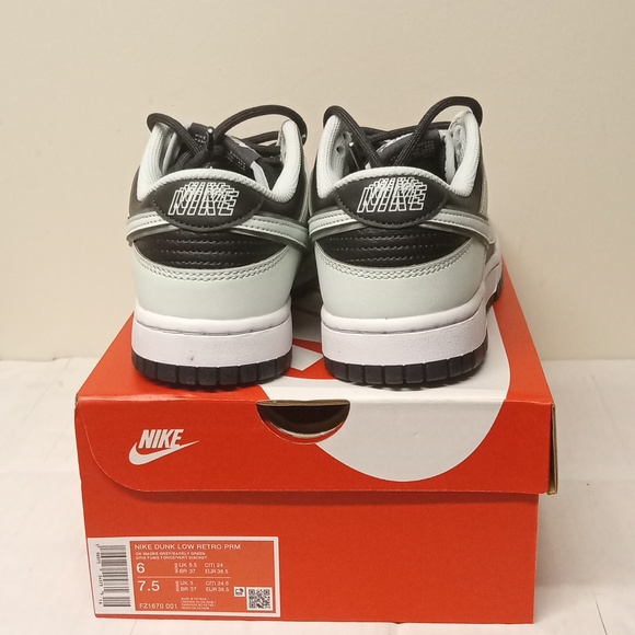 Nike Dunk Low Retro PRM/Dark Smoke Grey-White-Barely Green/6Y=7.5W /FZ1670-001 - Picture 5 of 15
